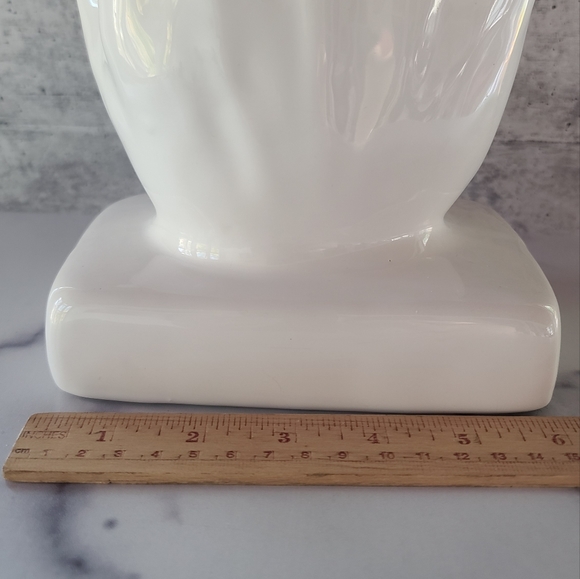 Ceramic White Hand Decor - Picture 7 of 11